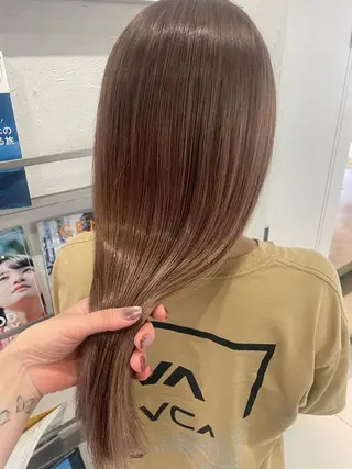 ロング カラー [YUCCA] Junaのヘアスタイル