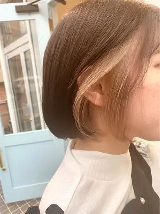 ショート カラー ✨透明感カラー🌱 上村 舜のヘアスタイル
