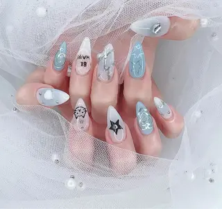 ネイル R salonのネイルデザイン