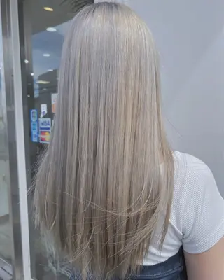 カラー 服部 瑞希のヘアスタイル