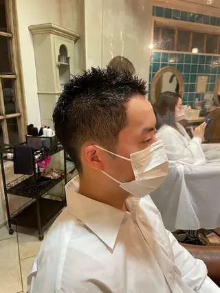 メンズ ショートカットなら 前平友慈のヘアスタイル