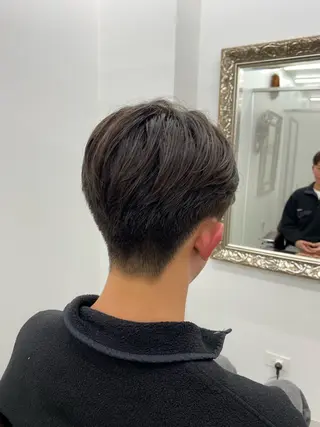 ミディアム メンズ メンズカット/セ ンターパート/Ryuのヘアスタイル