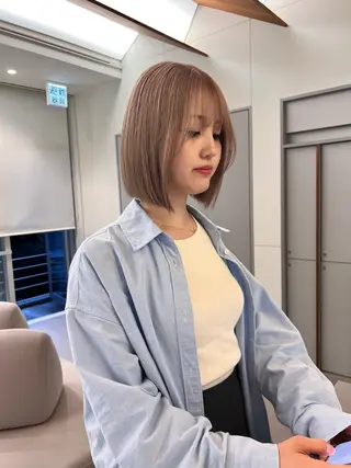カラー 顔まわりカット/透け カラー/Memi🎀のヘアスタイル