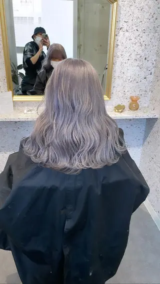 ロング 有人/バレイヤージュ /シャドールーツのヘアスタイル
