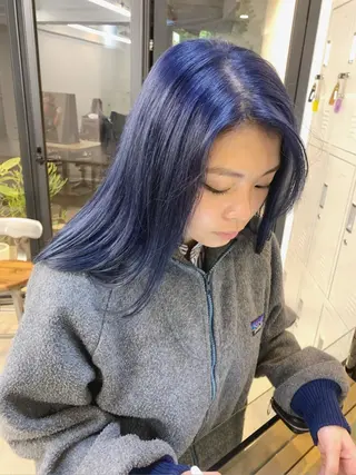 ミディアム カラー leben serikaのヘアスタイル
