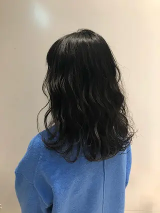 セミロング カラー 堀切 舞のヘアスタイル
