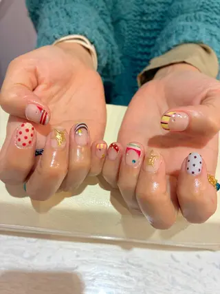 ネイル Nest 岩崎のネイルデザイン