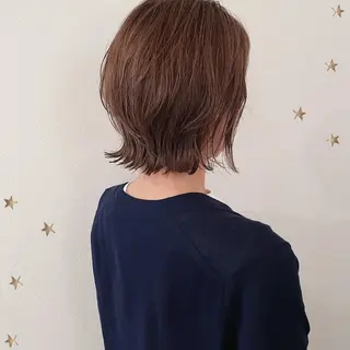 ショート カラー 市川 千夏のヘアスタイル