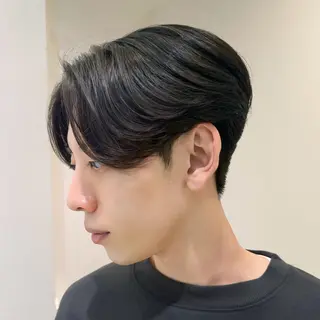 メンズ センターパート特化/ メンズカット/ヒロキのヘアスタイル
