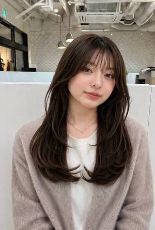 ミディアム カラー 京谷 日向のヘアスタイル
