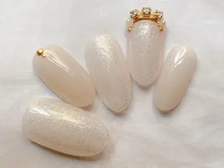 ミディアム Nagumo Mのネイルデザイン