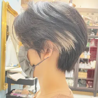 ショート カラー ショートボブ髪質改善 縮毛矯正のプロ山道潤のヘアスタイル