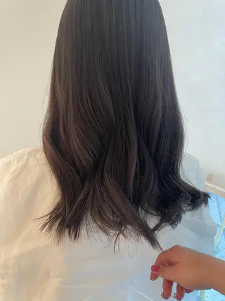 セミロング chic 有山 美瑠のヘアスタイル