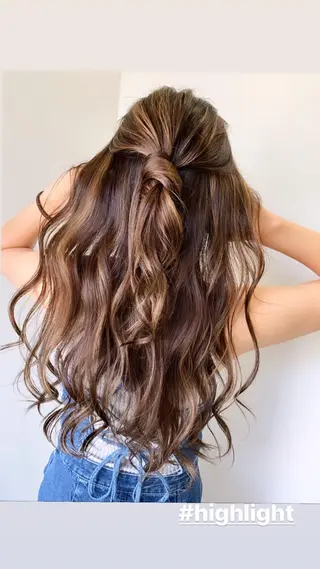 カラー LINOET名古屋 ブリーチ/ハイトーンのヘアスタイル