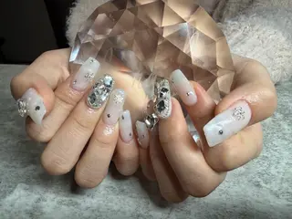 ネイル 佐野 愛美のネイルデザイン
