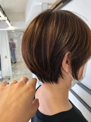 ショート レイヤーカット 早崎太生のヘアスタイル