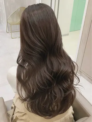 セミロング カラー ヘアアレンジ 赤み消し🫧韓国ヘア 🫧藤岡誠也のヘアスタイル