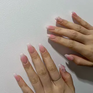 ネイル パラあり！フィルイン 美フォルムのネイルデザイン