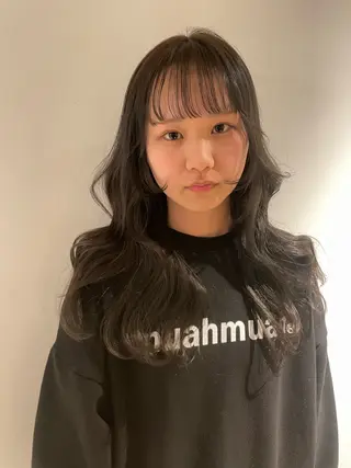 ロング カラー 柔らかレイヤー× 透け感カラー/SUのヘアスタイル