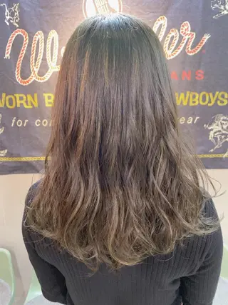 セミロング カラー パーマ 代表 中島貴志のヘアスタイル