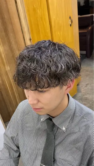 パーマ メンズ YUKI 新宿カット パーマ/カラーのヘアスタイル