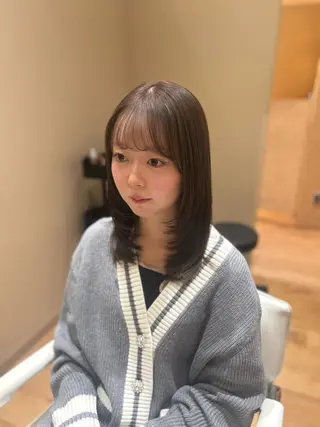 セミロング 中島愛佳🐥⸒⸒ 縮毛矯正/艶髪カラーのヘアスタイル