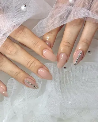 ネイル Maggie ✴︎Aliceのネイルデザイン