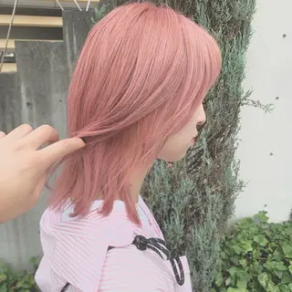 ミディアム カラー 掛川 瑠唯のヘアスタイル