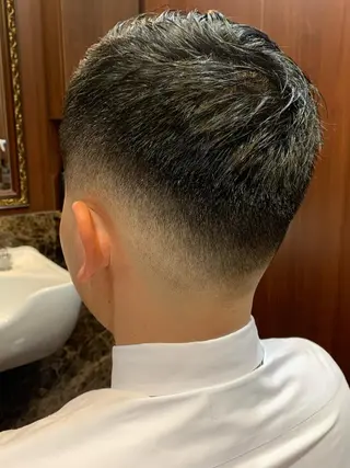 ショート メンズ 羽木 隆徒のヘアスタイル