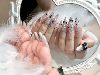 ネイル ネイルサロンウェリナ MOEKAのネイルデザイン