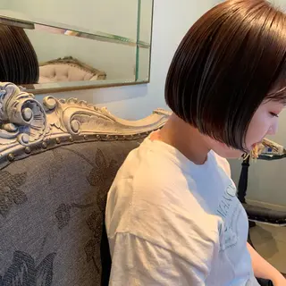 ショート SAKINO. ベージュカラーのヘアスタイル