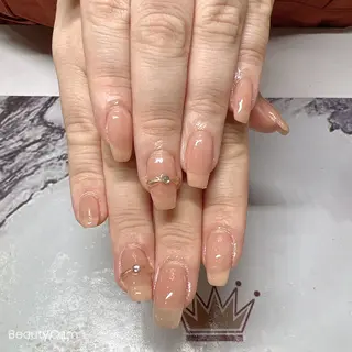 ネイル ガレンドウ 白澤 愛子のネイルデザイン