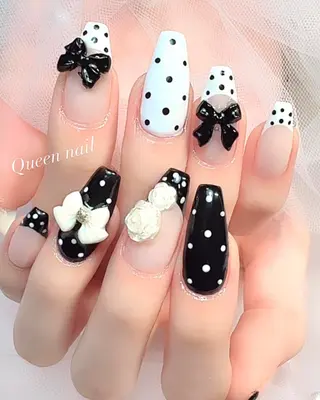 ネイル Queen ネイル&アイラッシュのマツエク・マツパデザイン