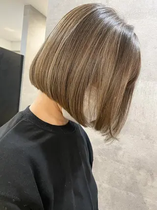 ショート カラー ヘアアレンジ ネイル マツエク・マツパ 井上 一平のヘアスタイル