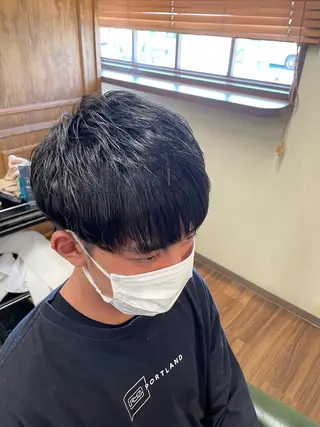 ミディアム メンズ 山本 純平のヘアスタイル