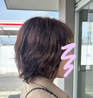 ショート カラー 大西 葵のヘアスタイル