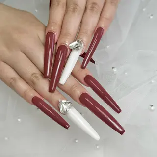 ネイル LAUR Natsukiのネイルデザイン