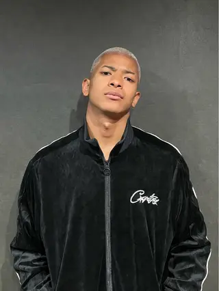 ショート カラー メンズ Les Mainsのヘアスタイル