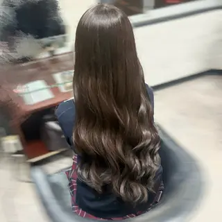 ロング OZ梅田♡ ゆはなブリーチのヘアスタイル