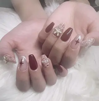 ネイル &ME Momoのネイルデザイン