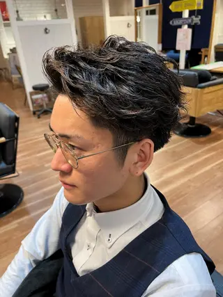 ショート パーマ メンズ 森 結輝のヘアスタイル