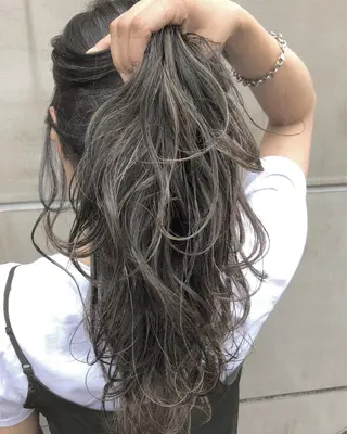 セミロング カラー 北間 寛哉のヘアスタイル