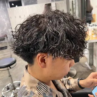 メンズ 🪽直毛男子の救世主 🪽フェザーパーマのヘアスタイル