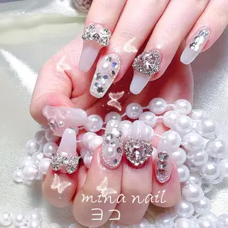 ネイル 🎀まゆ 🪽🐾のネイルデザイン