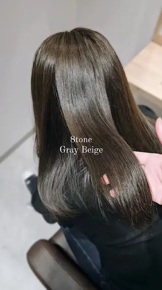 ミディアム カラー 縮毛矯正をしている人 のためのカラーのヘアスタイル