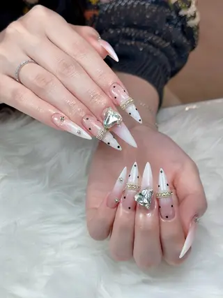 ネイル Julli ジュリのネイルデザイン