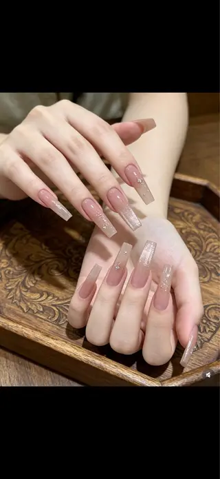 ネイル Sunny nail メナのネイルデザイン