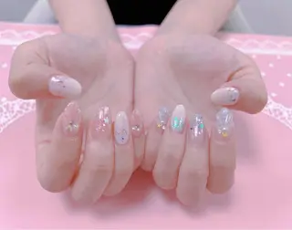 ネイル はぴねす所属・横浜 美夢のネイルデザイン