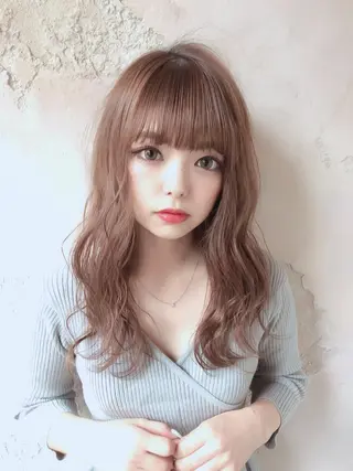 ミディアム 代表山口ひな 髪質改善のプロのヘアスタイル