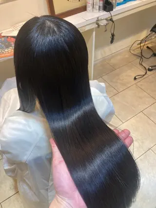 ロング セイヤ 艶髪再生師のヘアスタイル